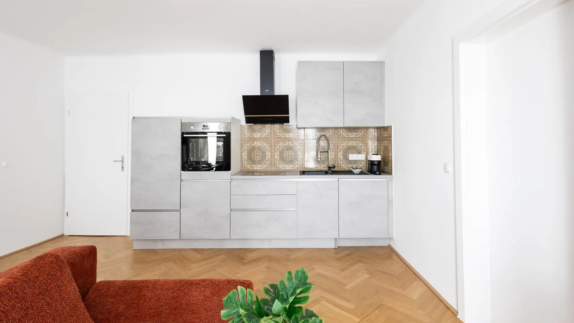 Central-New ; Marvelous Views Vienna 0*,  Austria